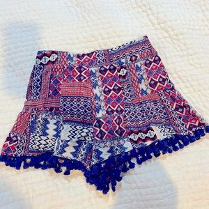 Super cute UMGEE shorts! Size small, excellent condition. Worn once.